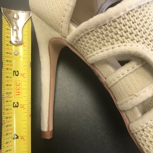 π¨Host Pick π¨Cape Robbin Shoes!!! - Picture 3 of 4